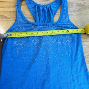 Lululemon Run Silver Bullet Tank Top Size 6 Blue Porcelaine Reflective Racerback thumbnail 6