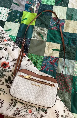 Michael Kors thumbnail 1
