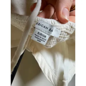 American Eagle Cream Milkmaid Ruffle Strap Tie Back Tank Top Size Small thumbnail 3