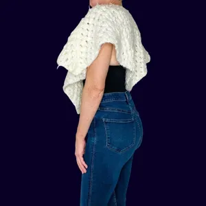 Vintage Handmade Women/Kids Cream White Crochet Poncho Shawl thumbnail 4