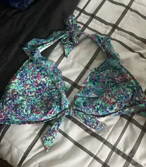 Kenneth Cole Swim Top Reaction thumbnail 1