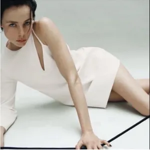 Zara White Mini Dress (Size Medium) thumbnail 3