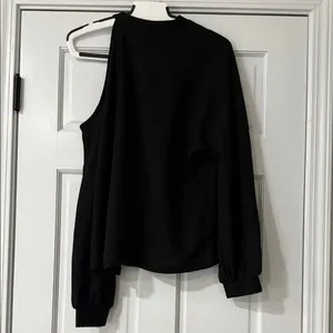Black Women's Top Size XL thumbnail 5