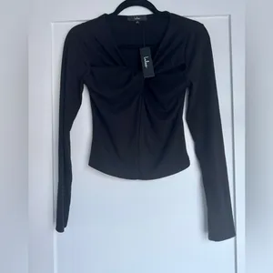 Lulus NWT Endless Appeal Black Long Sleeves Cutout Crop Top Size Medium thumbnail 4