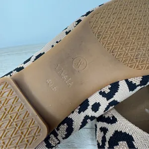 Vivaia Square-Toe V-Cut Flats Margot 2.0 Leopard Print size 40.5 thumbnail 10