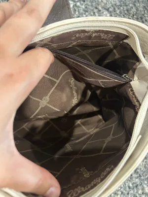 Wrangler Leather Cream and Dark Brown Two-Tone Crossbody Bag thumbnail 6