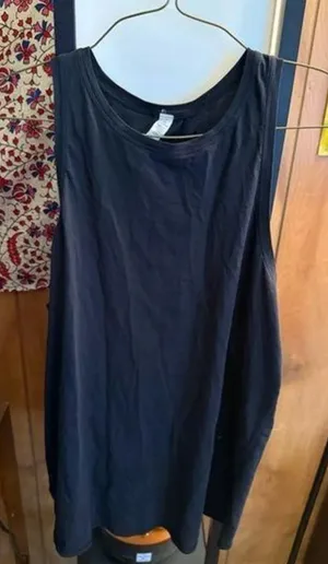 Lulu Lemon Open Tank Size 12 thumbnail 1