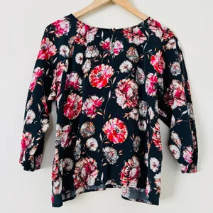 Anthropologie Black Floral Maeve Pink‎ Flower Women's Blouse Top Shirt Medium thumbnail 3