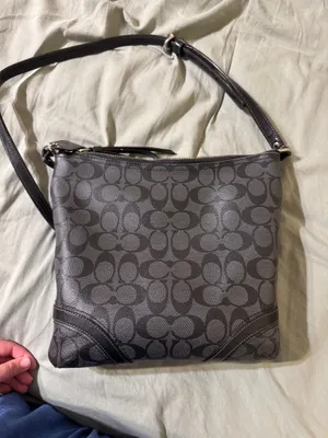Coach Peyton Signature File Bag thumbnail 7