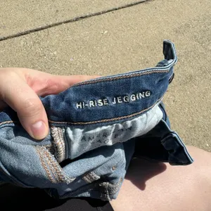 American Eagle Outfitters Blue Jeans thumbnail 4