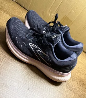 Brooks Glycerin 19 Women's Running Shoessize 7 thumbnail 1