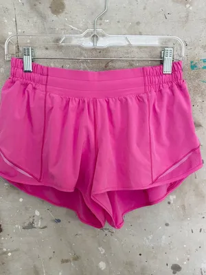 Lululemon Hotty Hot Low-Rise Short 2.5", Sonic Pink thumbnail 2