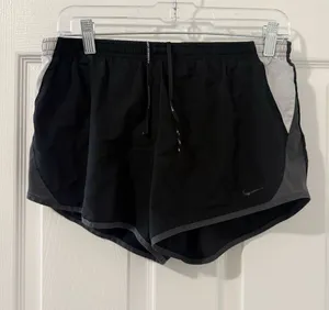 Nike running shorts thumbnail 1