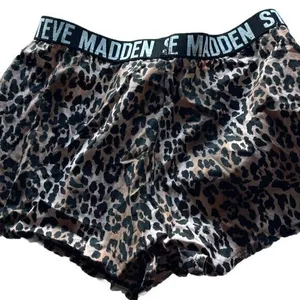Steve Madden Women's Shorts Cheetah Print sz Small Pjs Comfy Daily Shorts thumbnail 4