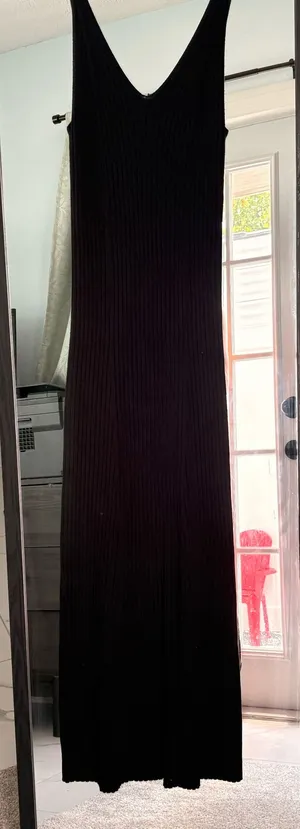 Merokeety Long black dress thumbnail 1