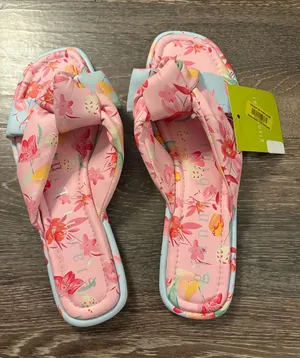 NWT Gianni Bini Gabbie floral print knotted flat slide sandals. Size 9 thumbnail 1