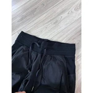Lululemon Beyond the Studio Jogger Black Size 4 High Rise Athletic Pants thumbnail 5