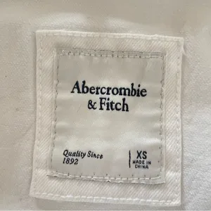 Abercrombie & Fitch White Cropped Denim Jacket size XS boyfriend Boxy fit thumbnail 9