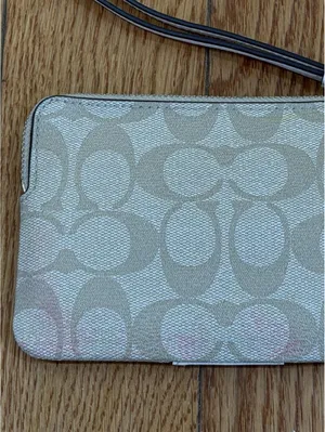 NWT Coach Corner Zip Wristlet Signature Canvas Stripe thumbnail 4