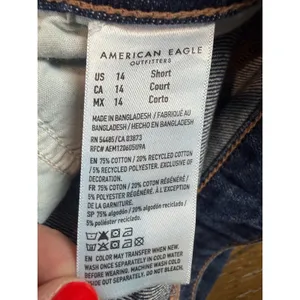 American Eagle Super High-Rise Baggy Wide Leg Jeans 14 Short Blue Raw Hem thumbnail 7