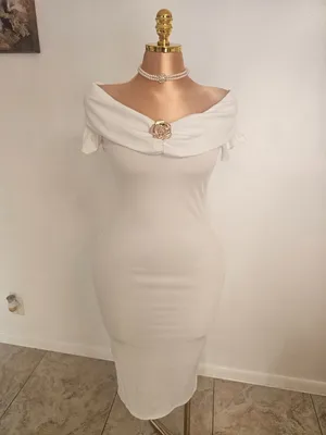 Women’s elegant bodycon midi dress  thumbnail 3