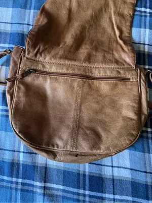 Emily Ann of Boca Raton Brown Leather Crossbody Messenger Bag thumbnail 9