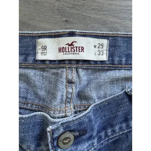 Hollister Y2K Women's Medium Wash Distressed Low Rise Bootcut Jeans Size 9 reg thumbnail 6