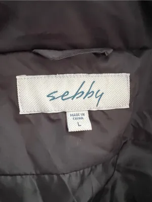 Sebby Women’s Black Cropped Oversized Puffer Jacket Size L thumbnail 4
