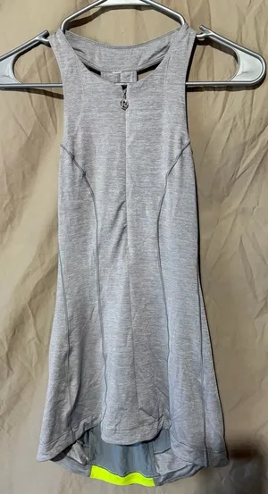 Lululemon tank top thumbnail 1