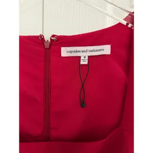 Cupcakes and Cashmere Angie Cherry Red Square Neck Sheath Dress Date Night Chic thumbnail 5