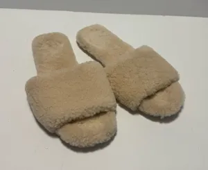 Raye Fuzzy Sandals Size 7.5 thumbnail 1