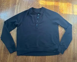 Crewneck Black thumbnail 1