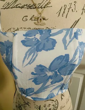 Midnight Sky Crop Top Floral thumbnail 5