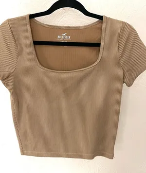 Hollister Ribbed Scoop Neck Crop Top in Camel Brown thumbnail 1