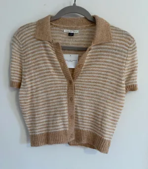 American Eagle Cropped Sweater thumbnail 1