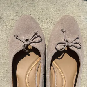 Hush Puppies Netty Pumps thumbnail 3
