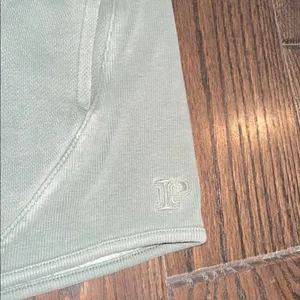 PINK Victoria's Secret Olive Athletic Shorts size medium thumbnail 5