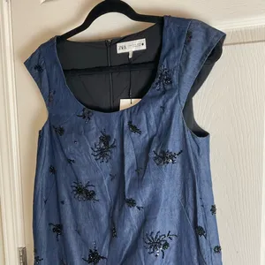 Zara Woman’s Navy Dress Sequin Detail size Medium thumbnail 5