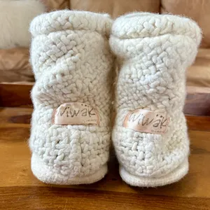 WIWAK Nonslip Slippers Size 7 thumbnail 2