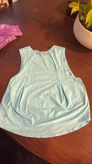 Lululemon Tank thumbnail 4