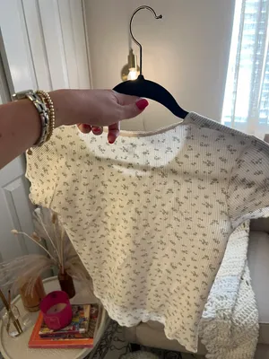 Floral Top thumbnail 3