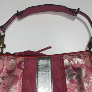 COACH Vintage Y2K Mini Monogram Suede/Leather Trim Canvas Shoulder Bag Hot Pink thumbnail 4