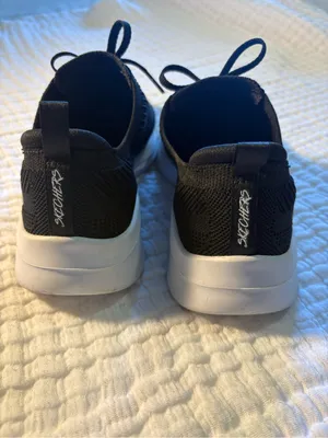 Skechers Women’s Ultra Flex Sneaker size 7 thumbnail 5