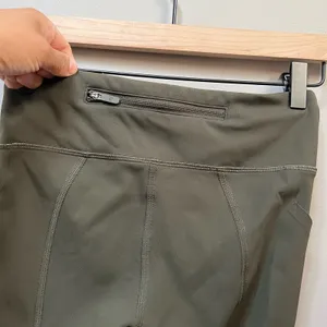 Lululemon Pace Rival‎ Crop *Full-On Luxtreme 22" Dark Olive size 4 thumbnail 4