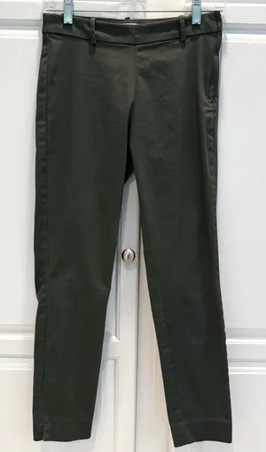 H&M Womens 4 Ankle Dress Pants Length Slim Olive Green Flat Front Side Zipper thumbnail 1