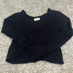 Universal Thread long sleeve thumbnail 1
