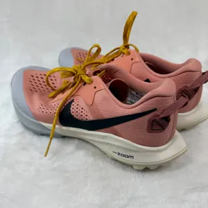 Nike Air Zoom Terra Kiger 6 Womens Trail Running Shoes Pink CJ0220-600 Size 7.5 thumbnail 9