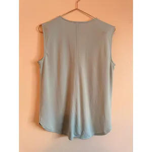 Ann Taylor Sleeveless Blouse Womens‎ Small Light Blue V-Neck Pleat Front Shell thumbnail 6