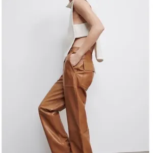 Zara Off White Cream Sleeveless Half Zip Open Side Jacket‎ Top Size M/L thumbnail 2