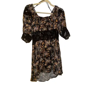 FREE PEOPLE Lucie Mini Dress with Floral Lace Size US 6 New with Tag MSRP $128 thumbnail 5